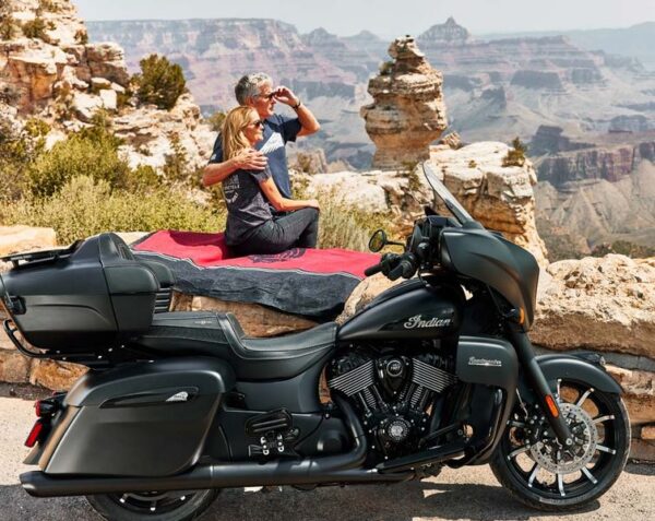 Indian ROADMASTER DARKHORSE