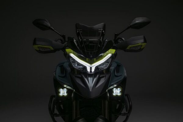 Benelli TRK 902 Explorer