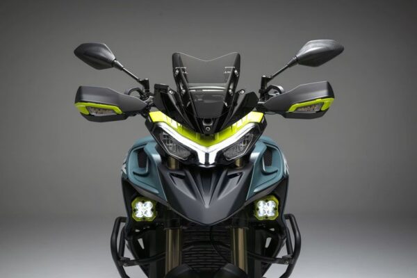 Benelli TRK 902 Explorer