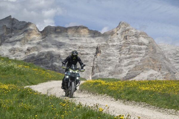 Benelli TRK 902 Explorer