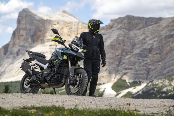 Benelli TRK 902 Explorer